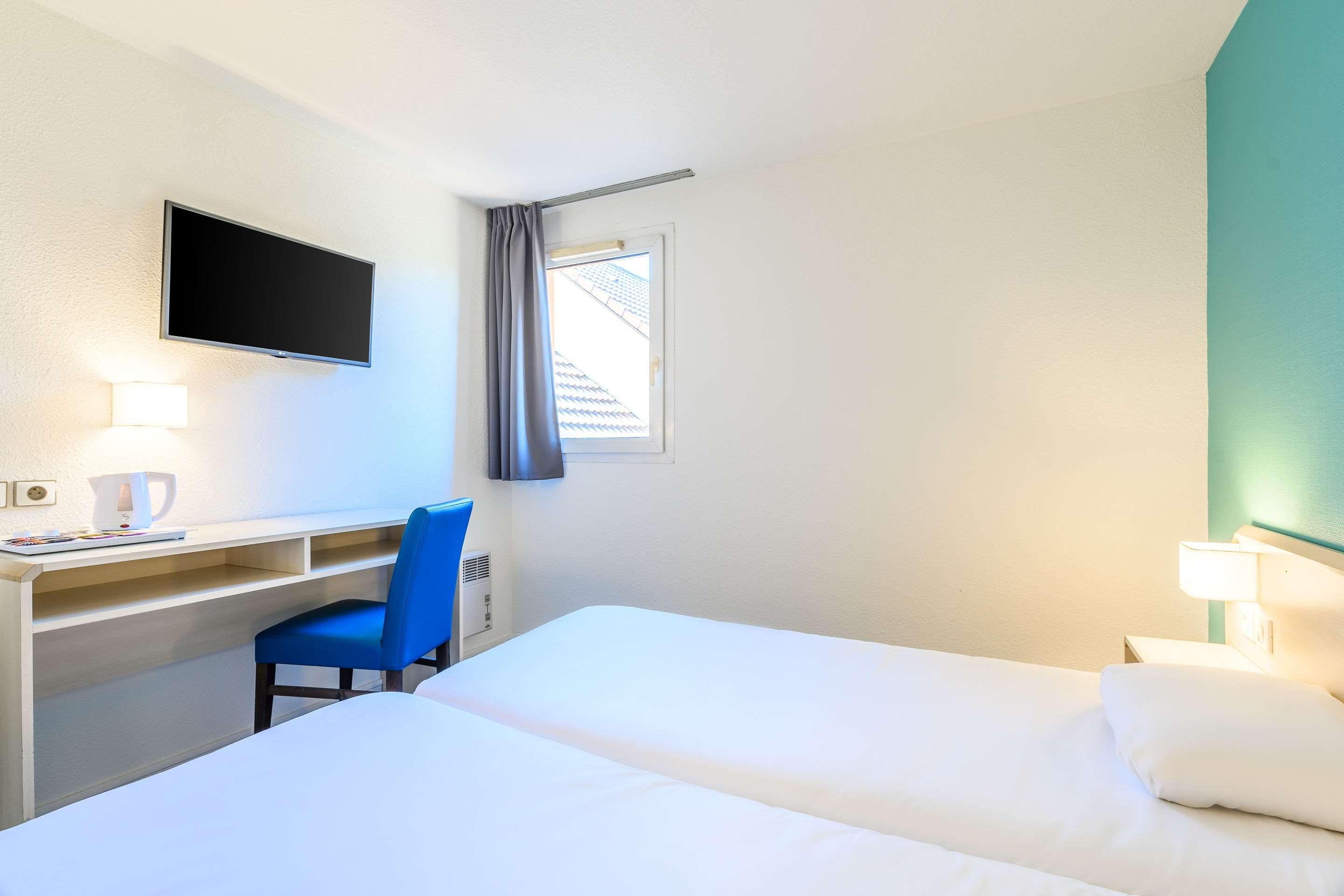 Comfort Hotel Orleans Saran Exterior photo